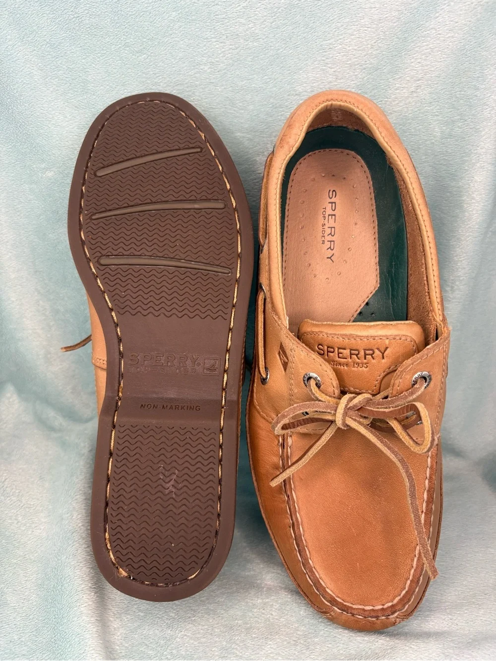 Wide Width 9.5W Sperry Top-Sider Mako 2-Eye Boat Shoes Mens Oak Leather NWOB